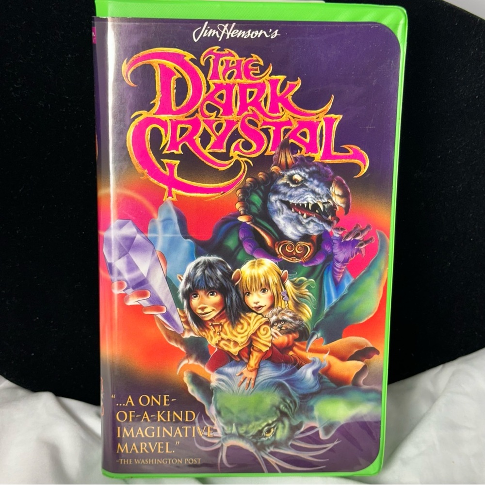 The Dark Crystal VHS Tape 
Vintage Clamshell Case 
1994 Release